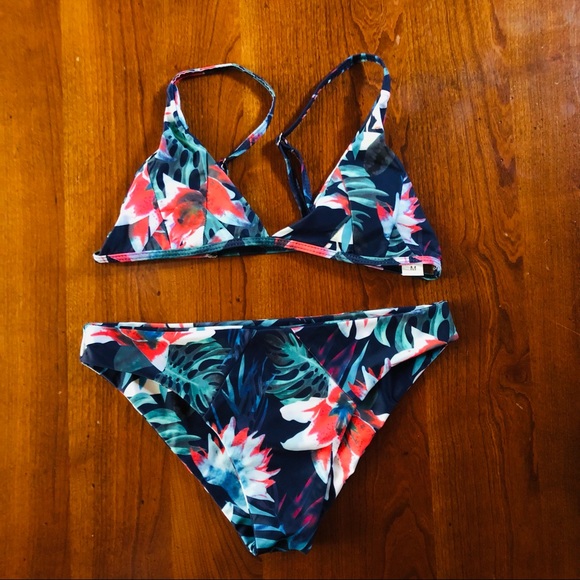 Shein Bikinis - Picture 2 of 6